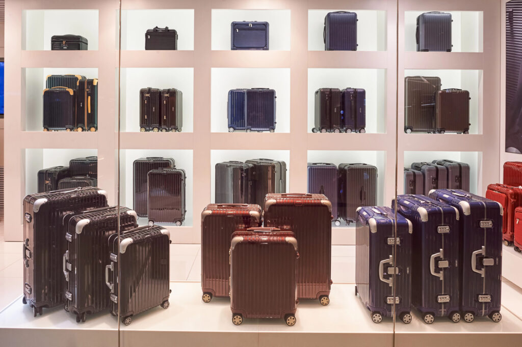 luggage sets and zipperless luggage